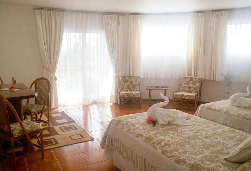 חדר סטנדרט לארבעה נוף לים, Tupa