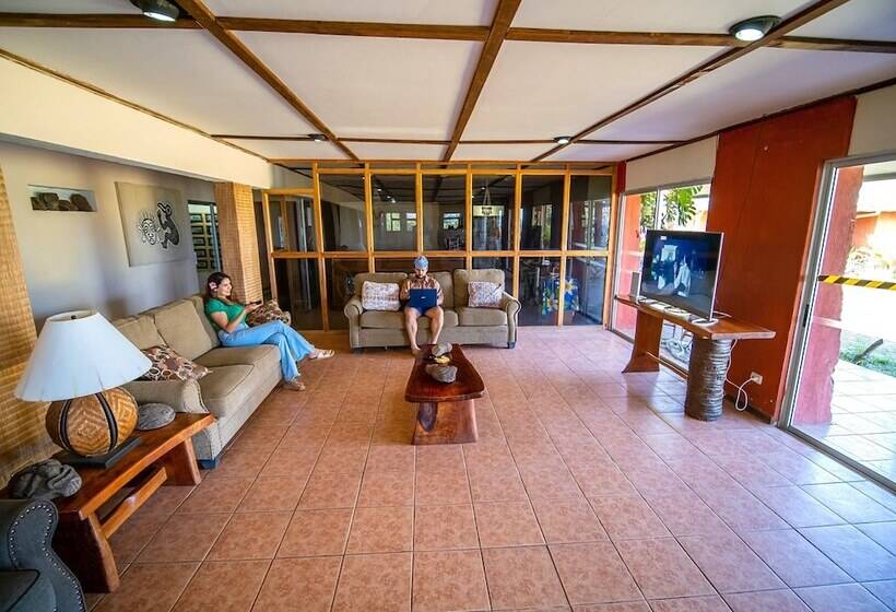 חדר אקונומי, Tupa