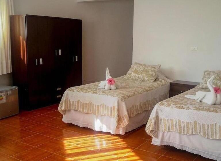 חדר סטנדרט לארבעה נוף לים, Tupa