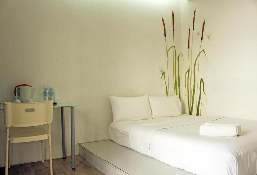 スタンダードルーム, V Garden