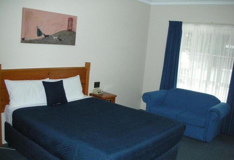 Номер Deluxe, Breakout Motor Inn