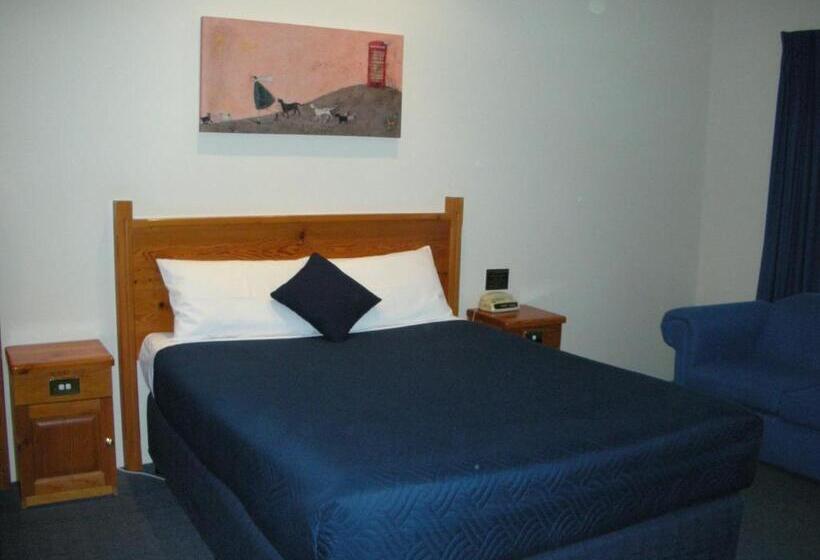 اتاق لوکس, Breakout Motor Inn