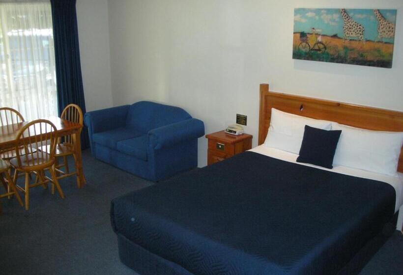 سوییت خانوادگی, Breakout Motor Inn