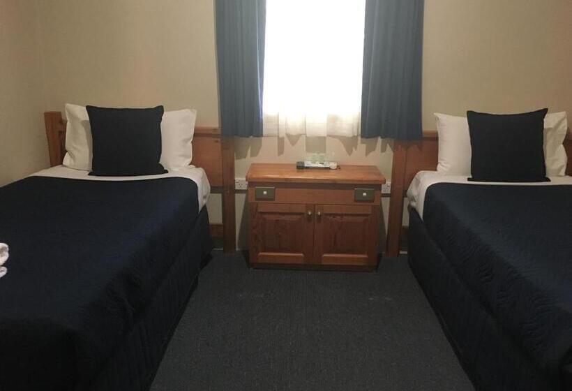 Family Suite, Breakout Motor Inn