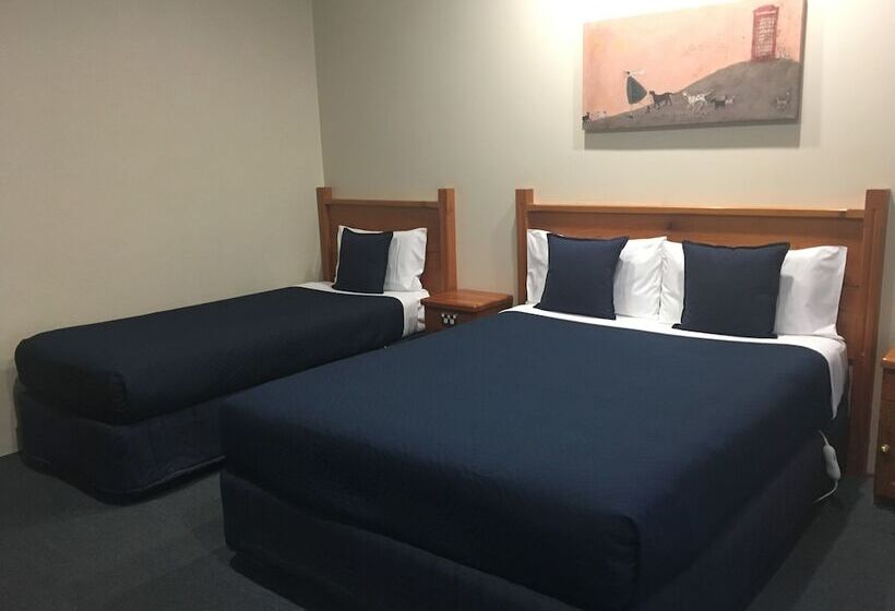 Номер Deluxe, Breakout Motor Inn