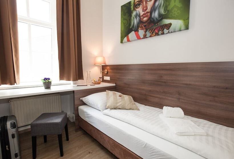 اتاق استاندارد یک نفره, Urban Stay Salzburg City