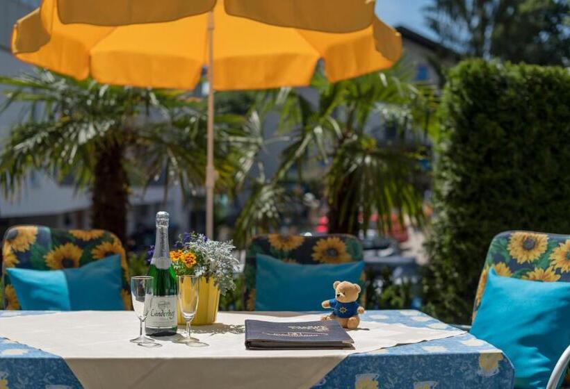 带1个卧室的带阳台的公寓, Barry Memle Directly At The Lake