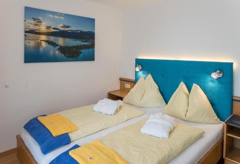 带1个卧室的带阳台的公寓, Barry Memle Directly At The Lake