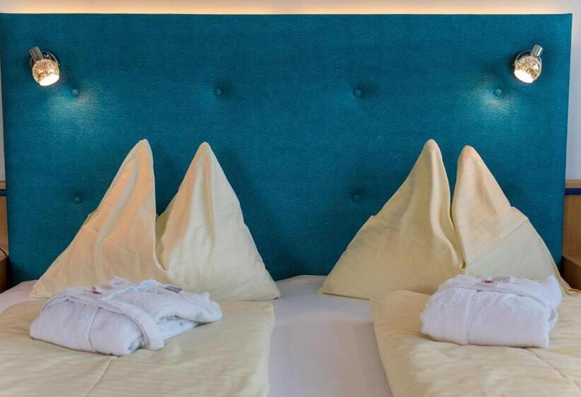 标准间带阳台, Barry Memle Directly At The Lake