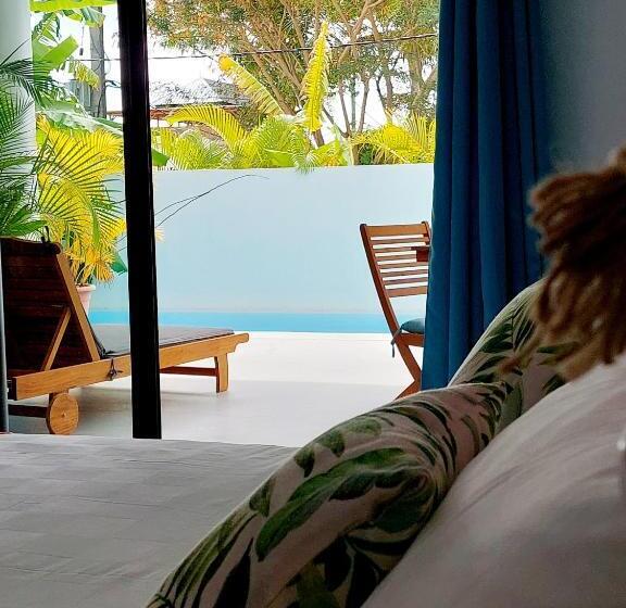 اتاق استاندارد با چشمانداز استخر, Les Terrasses Du Bénitier