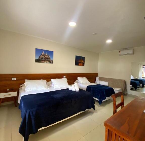 חדר קומפורט לשלושה, Pousada Antígona