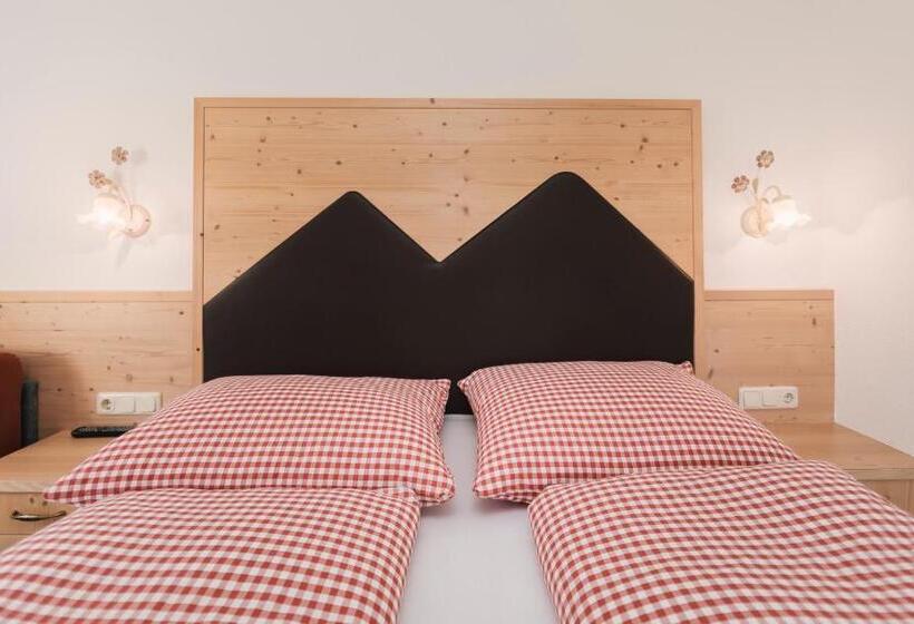 バルコニー付きスタンダードルーム, Berghotel Bodenalpe