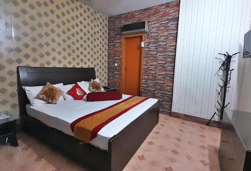 اتاق لوکس, Super Seven