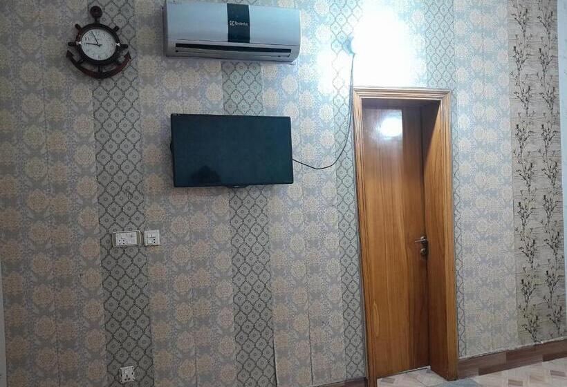 سوییت خانوادگی, Super Seven