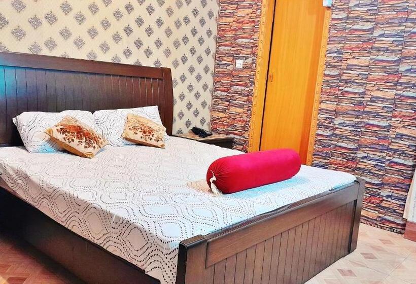 سوییت خانوادگی, Super Seven