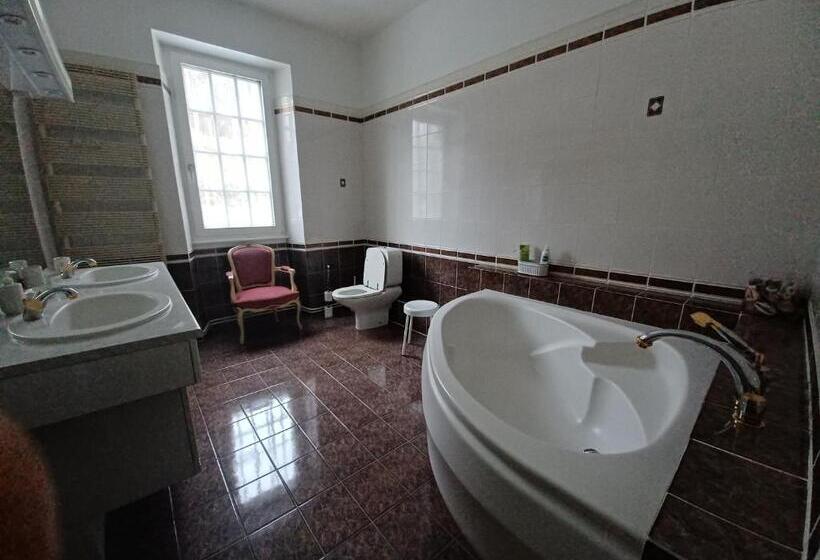 Standard room with outdoor bath, La Grange De Lily