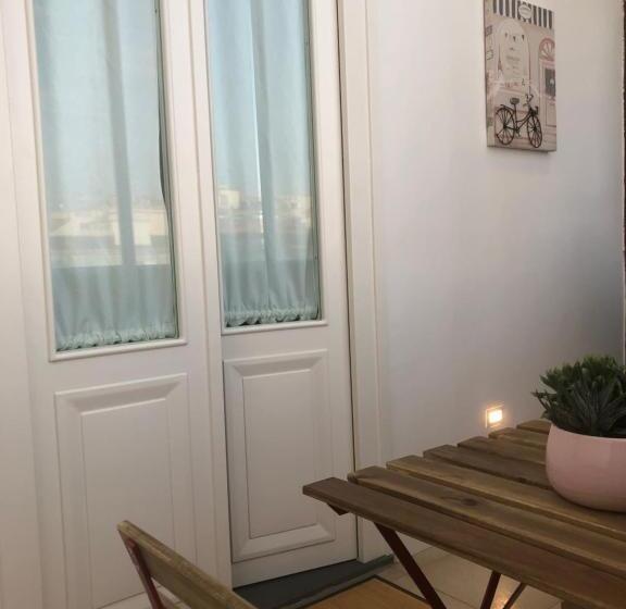 Апартаменты 1 Спальня, La Maison Della Torre
