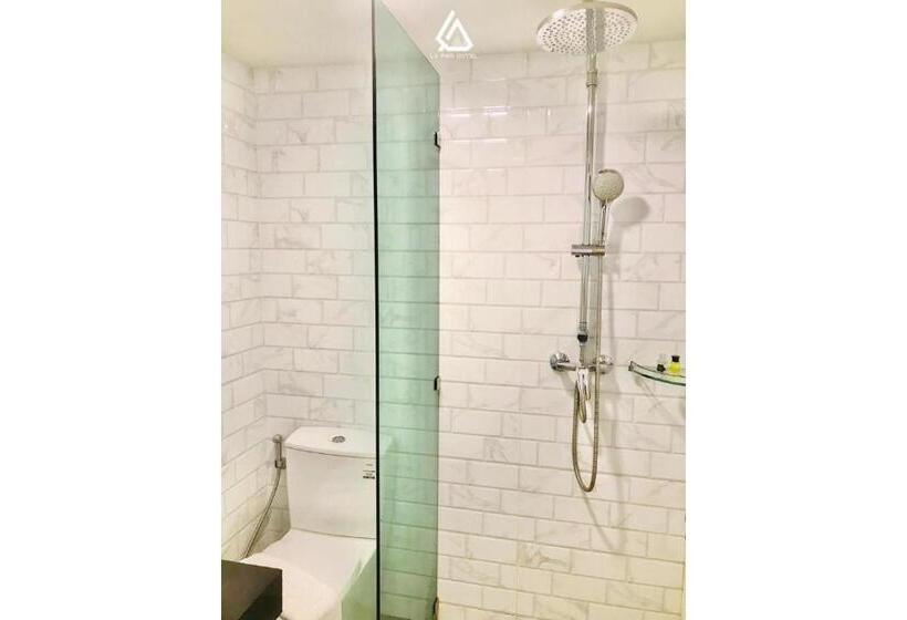 חדר דלוקס, La Pino