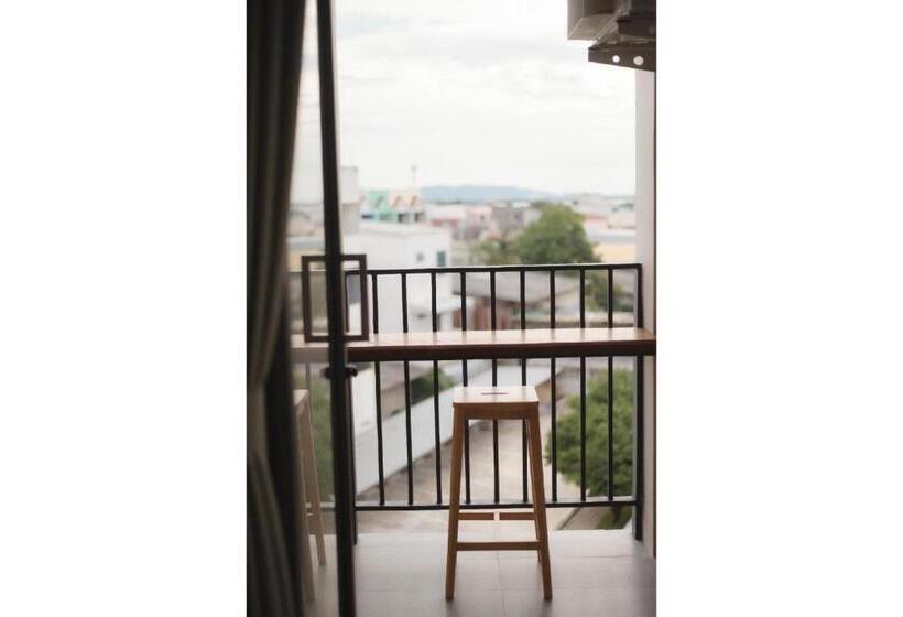 חדר דחוקס עם מיטת קינג, La Pino