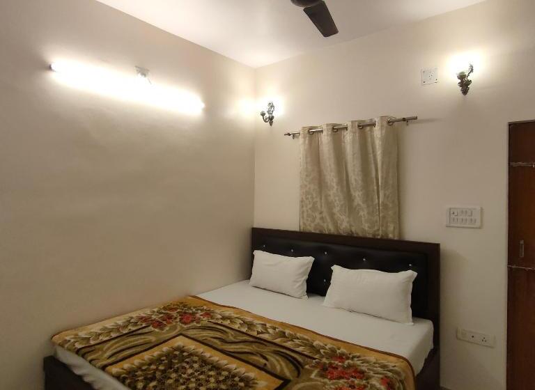 Номер Deluxe, Shanti Inn