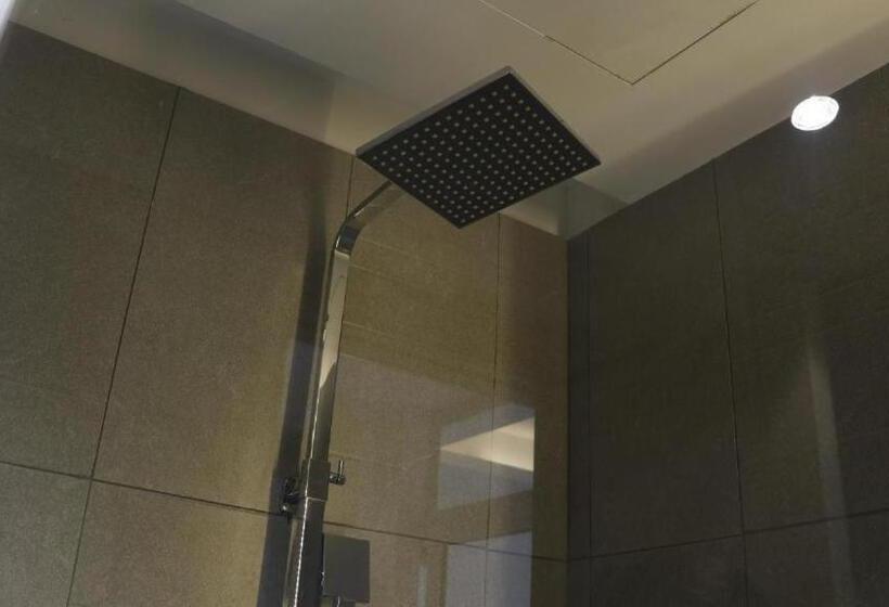 חדר דלוקס, The Penthouse Residence