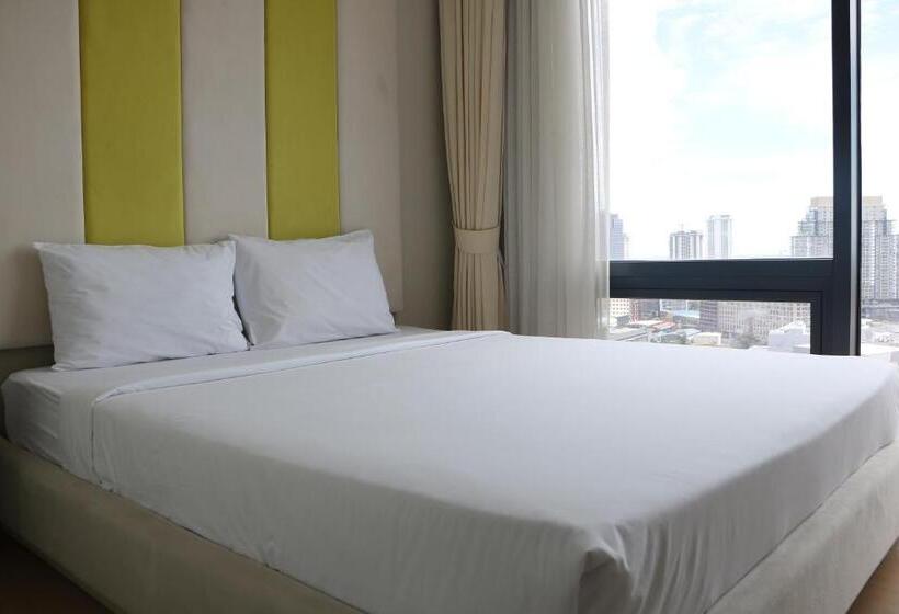 חדר משפחתי דלוקס, The Penthouse Residence