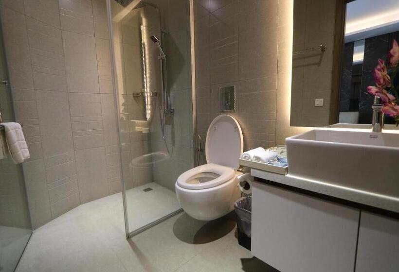 חדר דלוקס, The Penthouse Residence