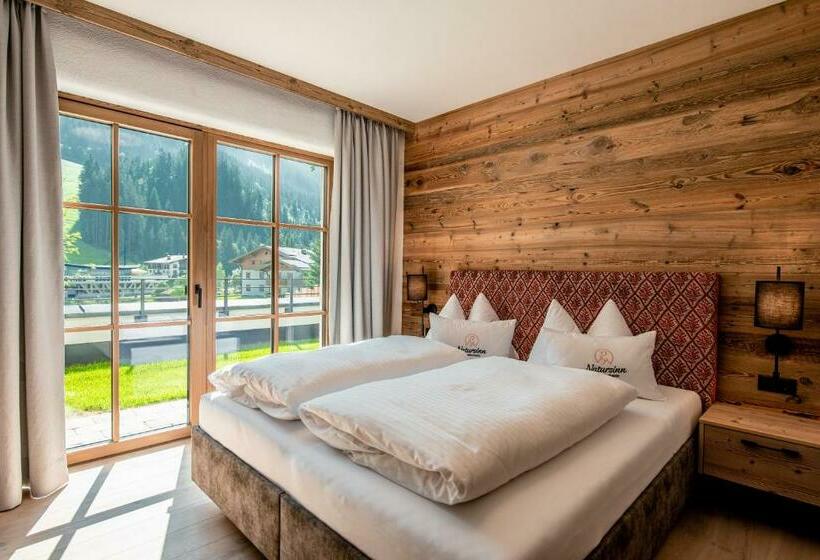 带1个卧室的带阳台的公寓, Natursinn Mountainchalets