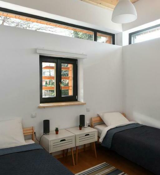 스탠다드 룸 가든 전망, Aster Panzió