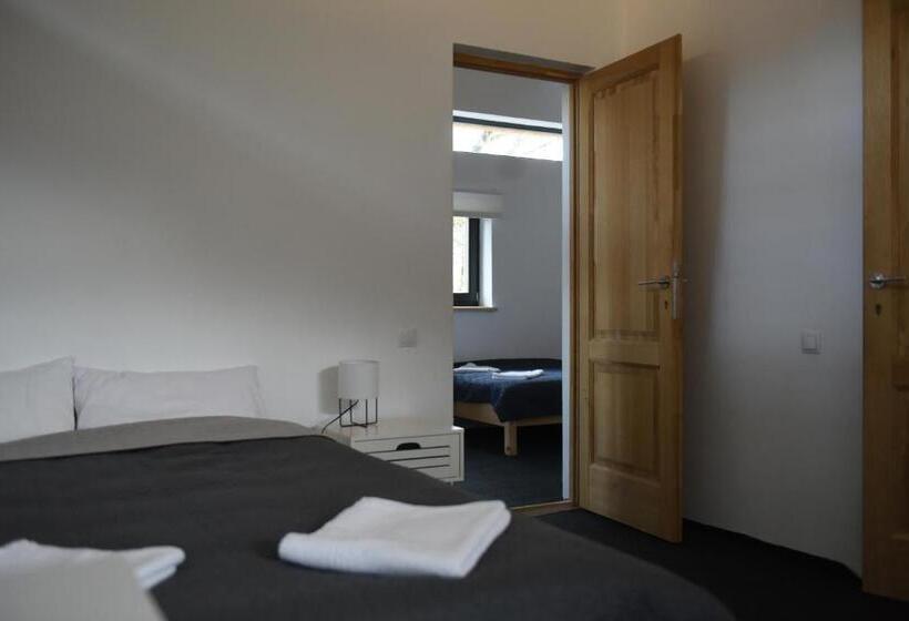 스탠다드 룸 산 전망, Aster Panzió