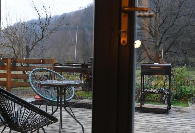 침실 1개 주택, Aster Panzió