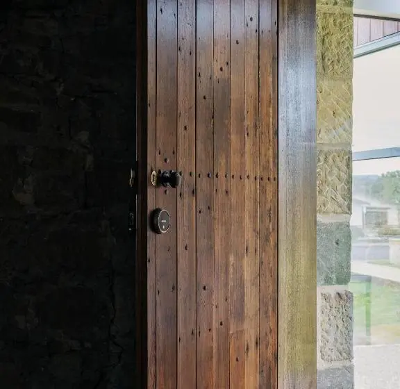 ガーデンビュースーペリアールーム, Triabunna Barracks