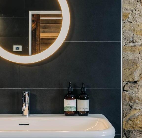 חדר סופריור נוף לגינה, Triabunna Barracks