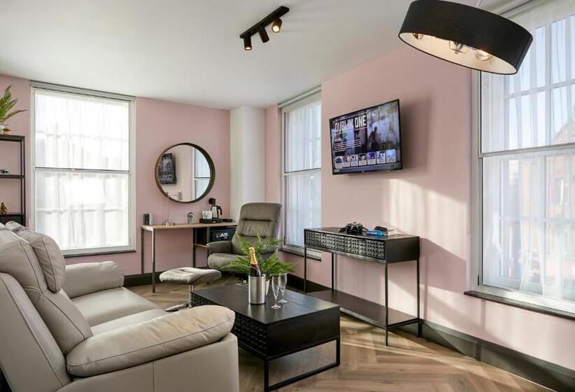 스위트, Dublin One