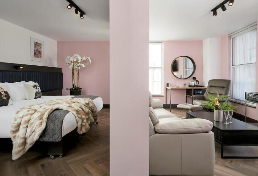 스위트, Dublin One