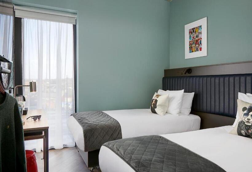 스탠다드 룸, Dublin One