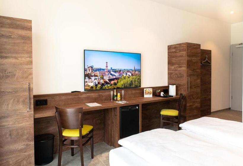 Номер Стандарт, Grüne Elster