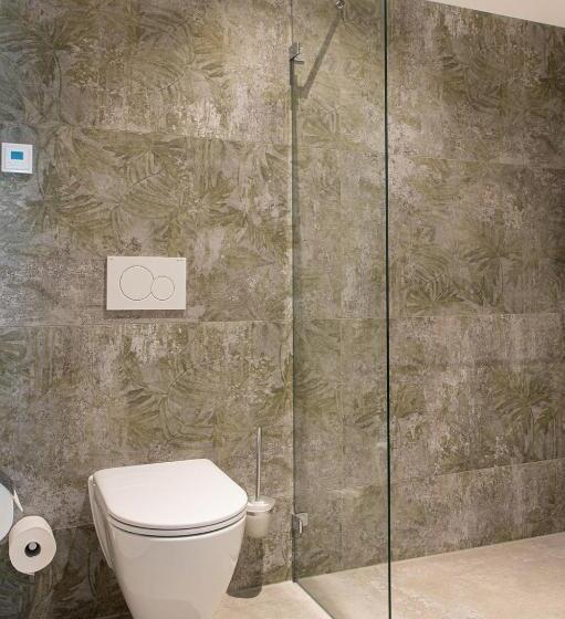 Номер Deluxe, Grüne Elster