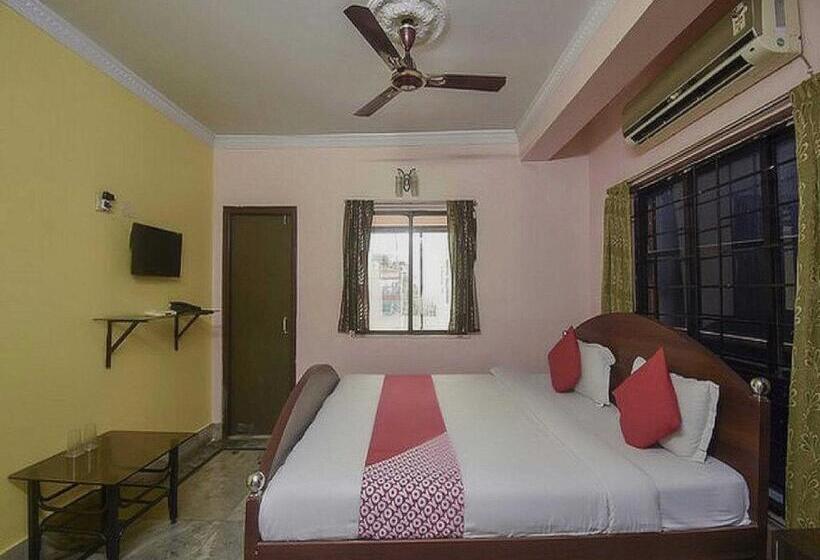 Quarto Triplo Clássico, Pop 83301 Suresh Chand