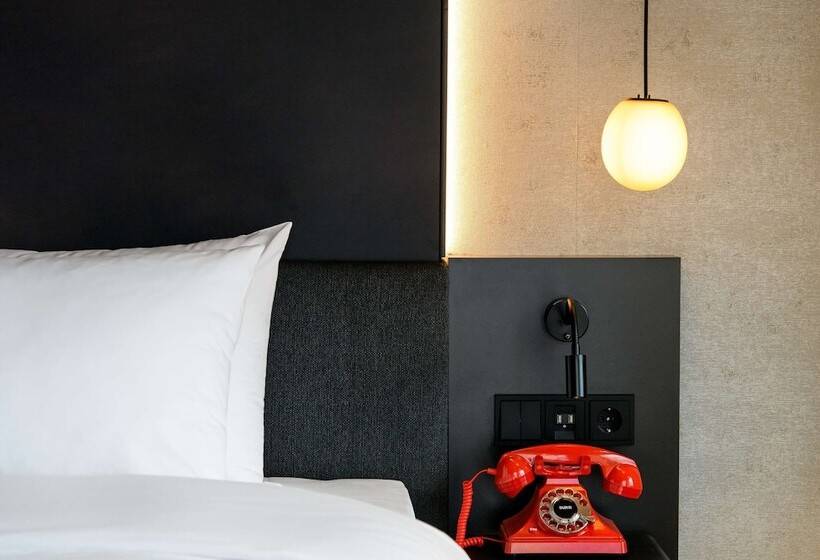 Superior-huone, Radisson Red Hotel, Vienna