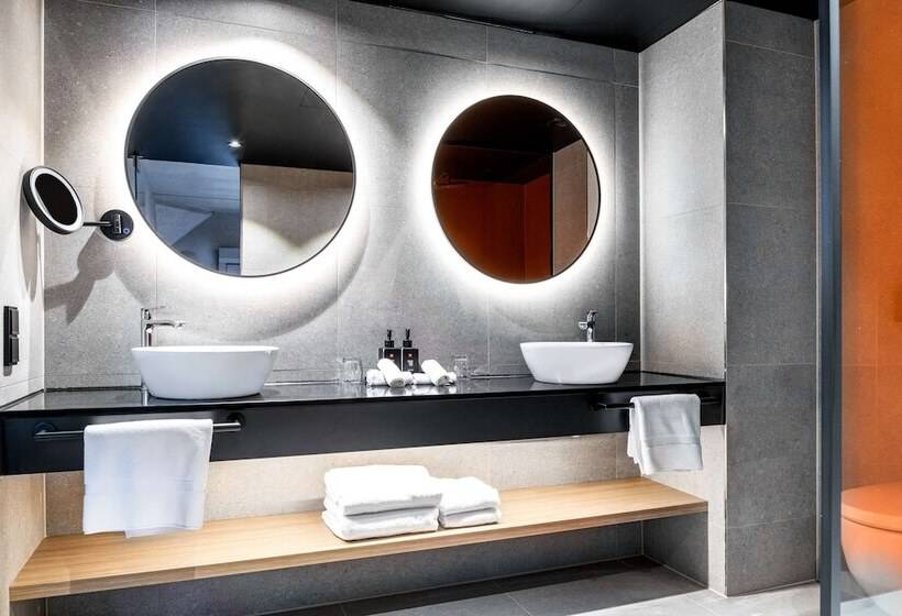 Sviitti, Radisson Red Hotel, Vienna
