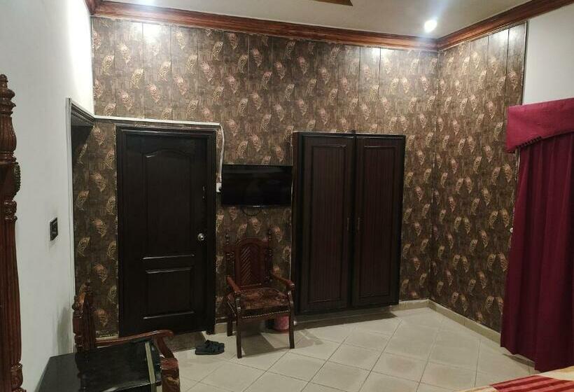 싱글 디럭스 룸, Shelton Palace