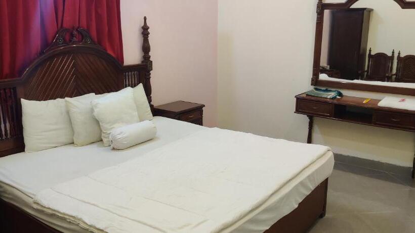 싱글 디럭스 룸, Shelton Palace