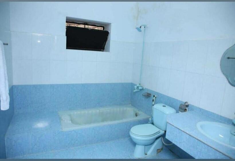 이그제큐티브 스위트, Shelton Palace