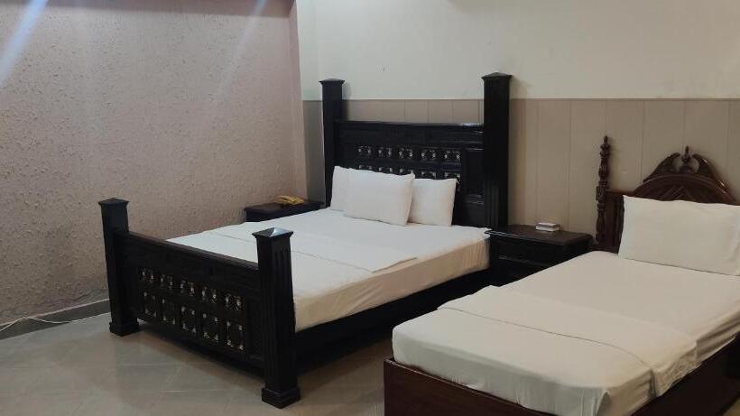 디럭스 패밀리 룸, Shelton Palace