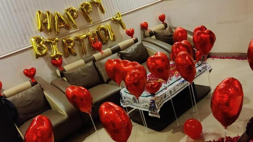 이그제큐티브 스위트, Shelton Palace