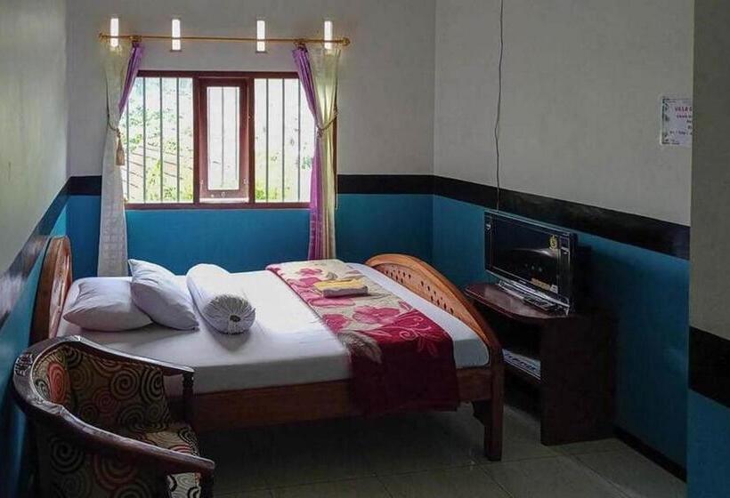 スタンダードルーム, Villa Ghazani 4 At Desa Wisata Songgokerto