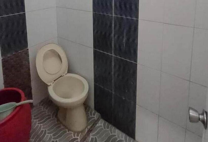 エコノミールーム, Villa Ghazani 4 At Desa Wisata Songgokerto