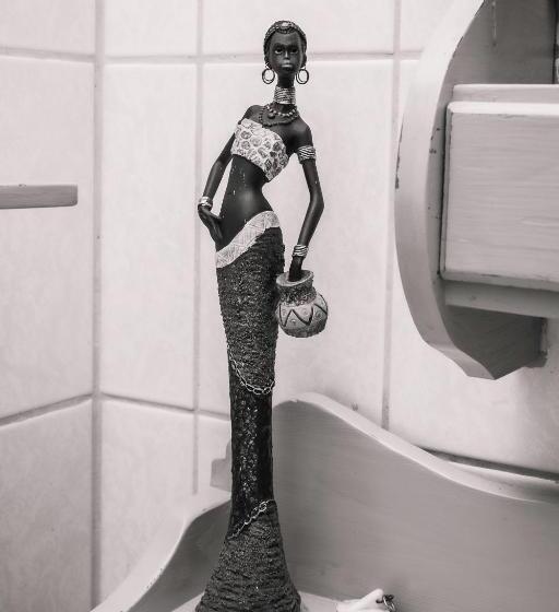 套房, Mereke Manor