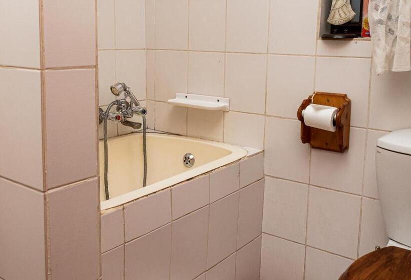 豪华房间, Mereke Manor